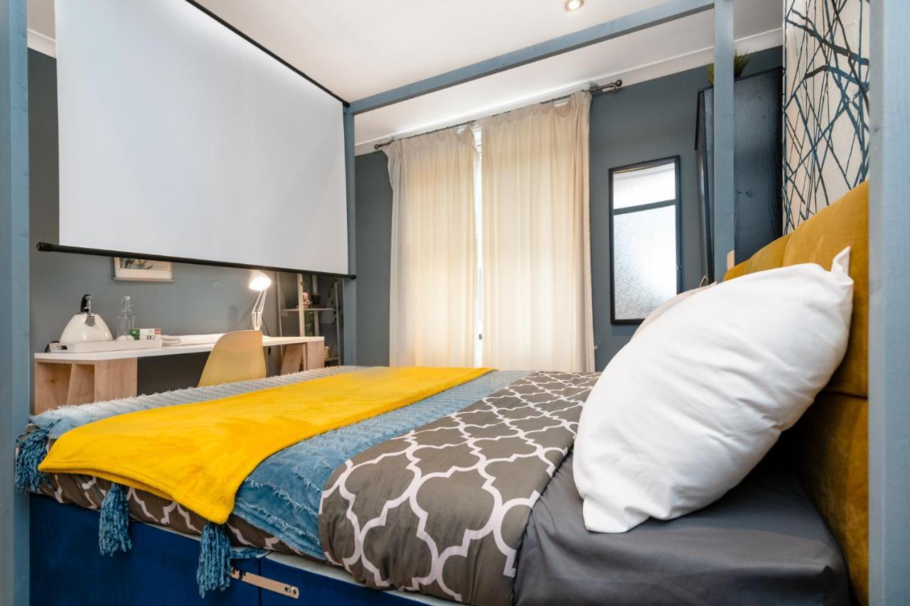 Double Room W/Projector & Garden Hot Tub Лондон Экстерьер фото